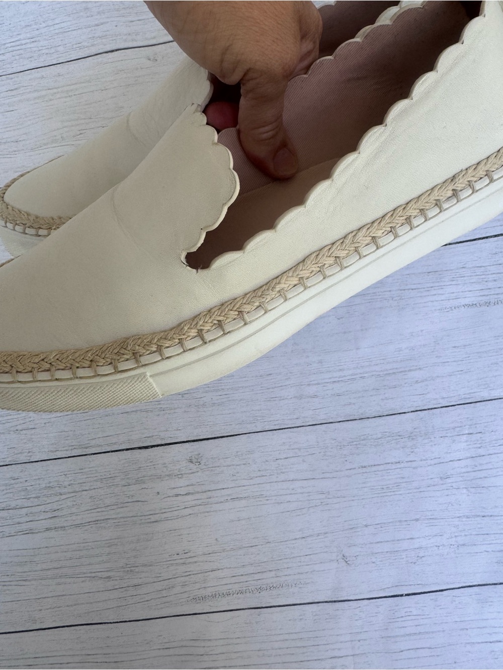 Kate Spade White Leather Scallop Espadrille Slip On Sneakers Size 7.5 Coastal - Picture 6 of 16